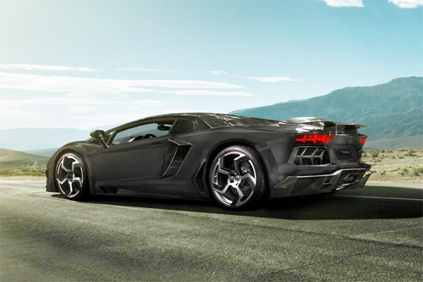 Lamborghini-Aventador-Carbonado-1.jpg