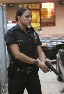 1377801084-policeana.jpg