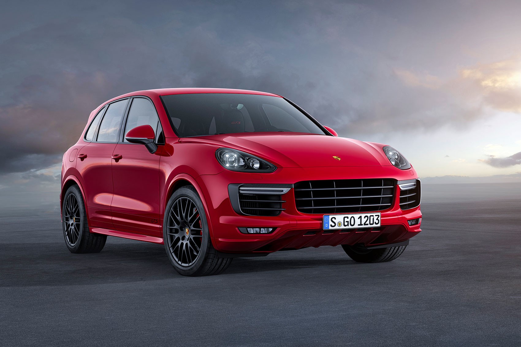 5_Porsche_Cayenne_GTS.jpg