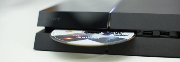 PlayStation-4-Disque-600x208.jpg