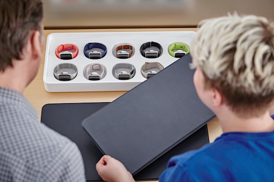Apple-Store-Apple-Watch.jpg