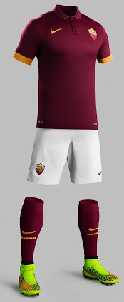 tenue-foot-AS-Roma-2015-domicile.jpg