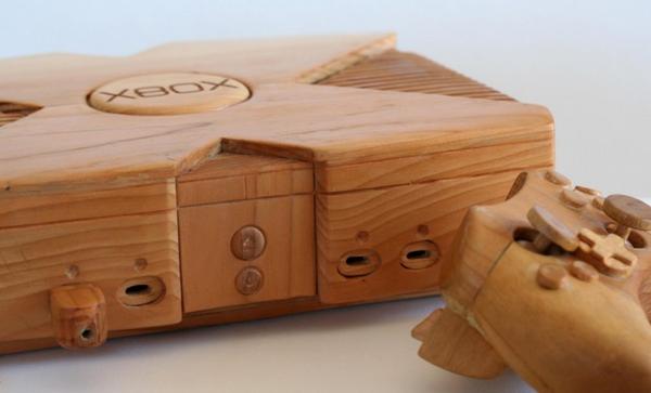 wooden-xbox-console-sculpture-design-9-1024x620_WCScI_17934.jpg